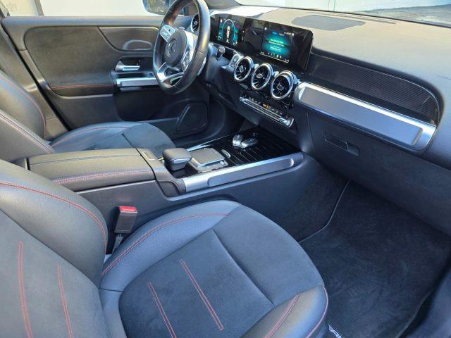 MERCEDES-BENZ GLB 220 d Automatic Premium