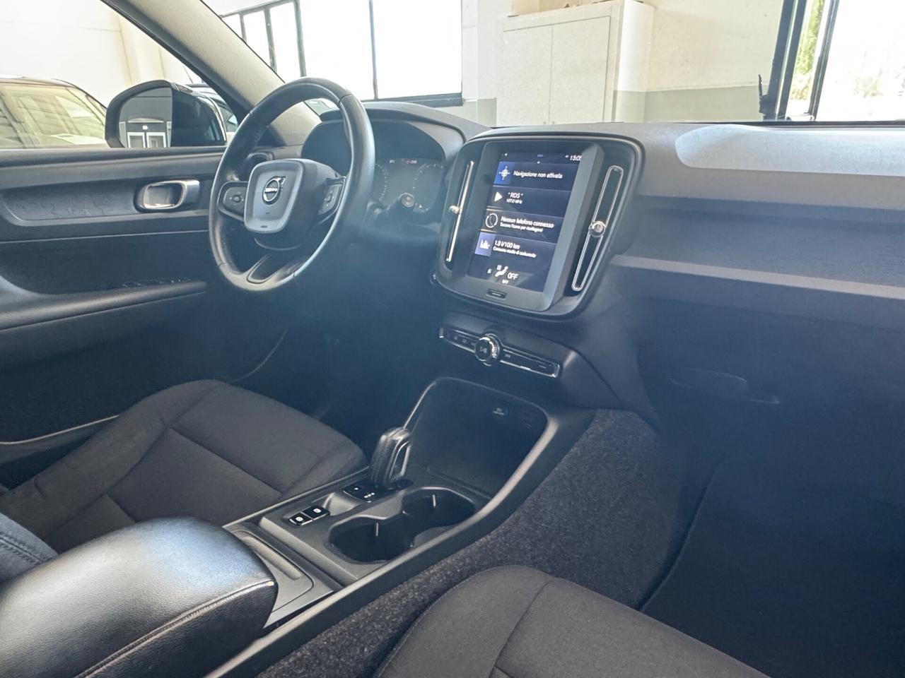 Volvo XC40 D3 Momentum aut/vietual Coc