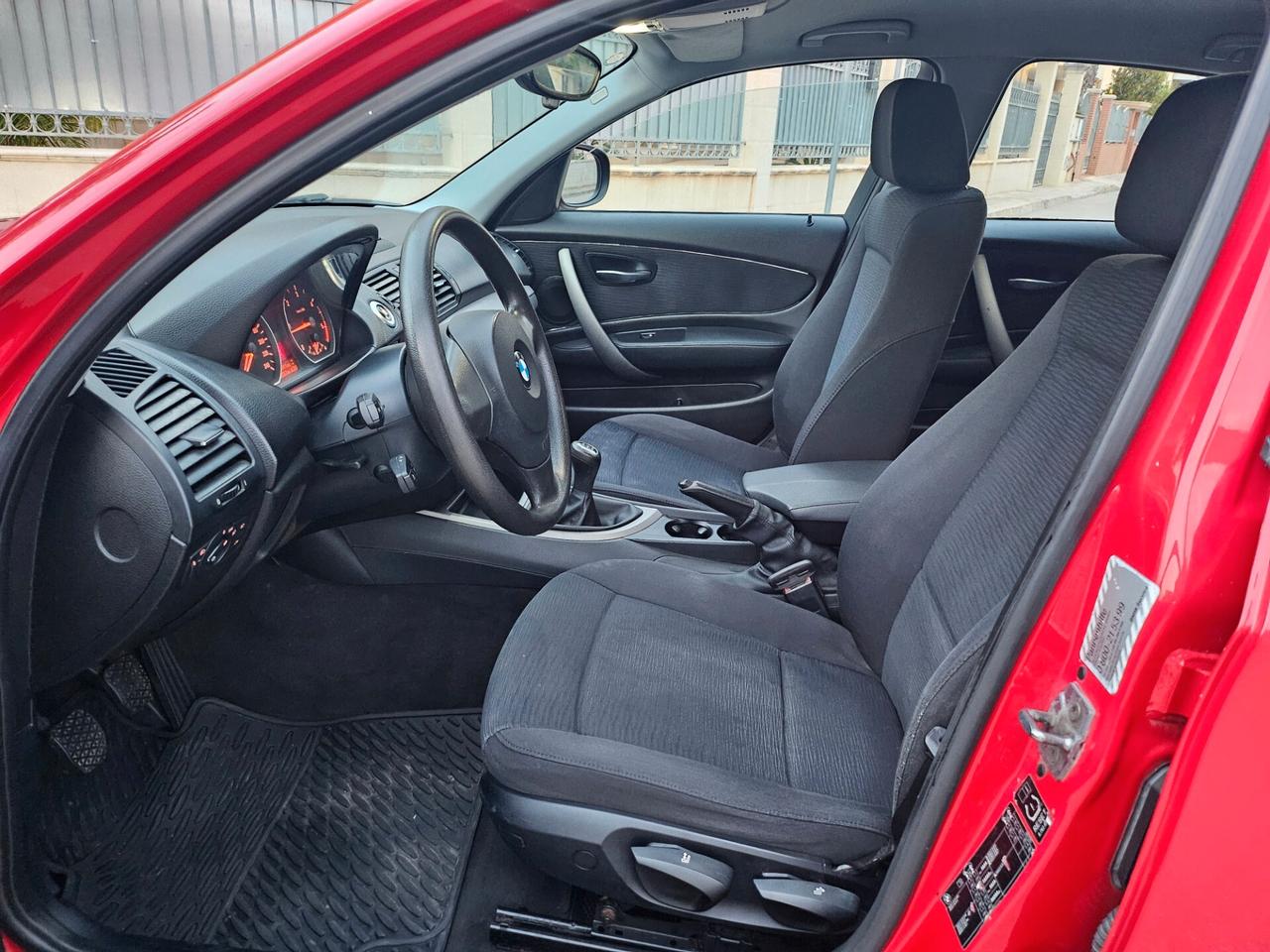 Bmw 116d 5p. serie 1 Urban 2.0d 116cv