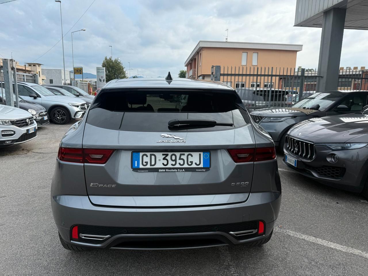 Jaguar E-Pace 2.0d i4 mhev R-Dynamic SE awd 204cv auto