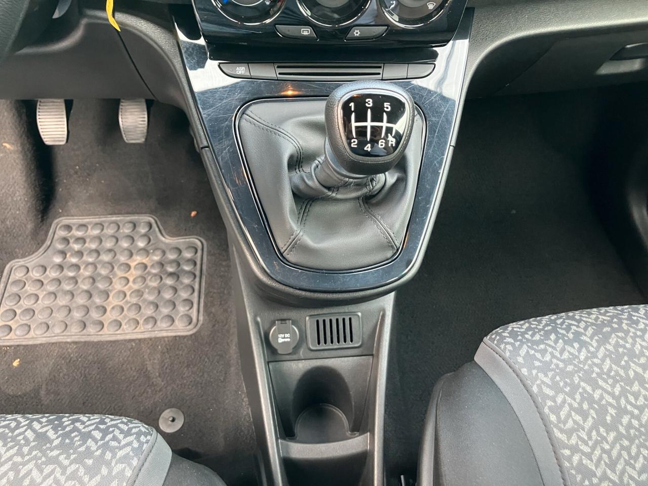 Lancia Ypsilon 1.0 FireFly 5 porte S&S Hybrid Silver