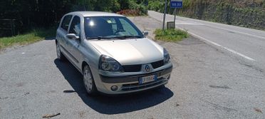 Renault Clio 1.6 16V cat 5 porte Initiale