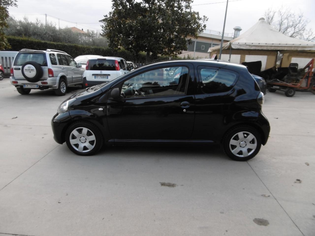 Toyota Aygo 1.0 12V VVT-i 3 porte Sol Connect