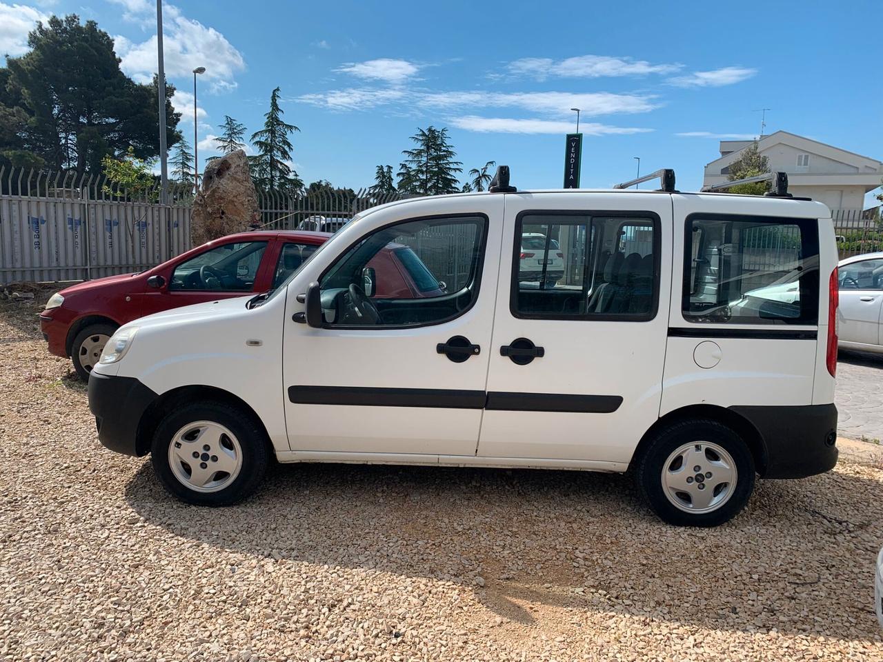 Fiat Doblò 1.6 16V Natural Power Active