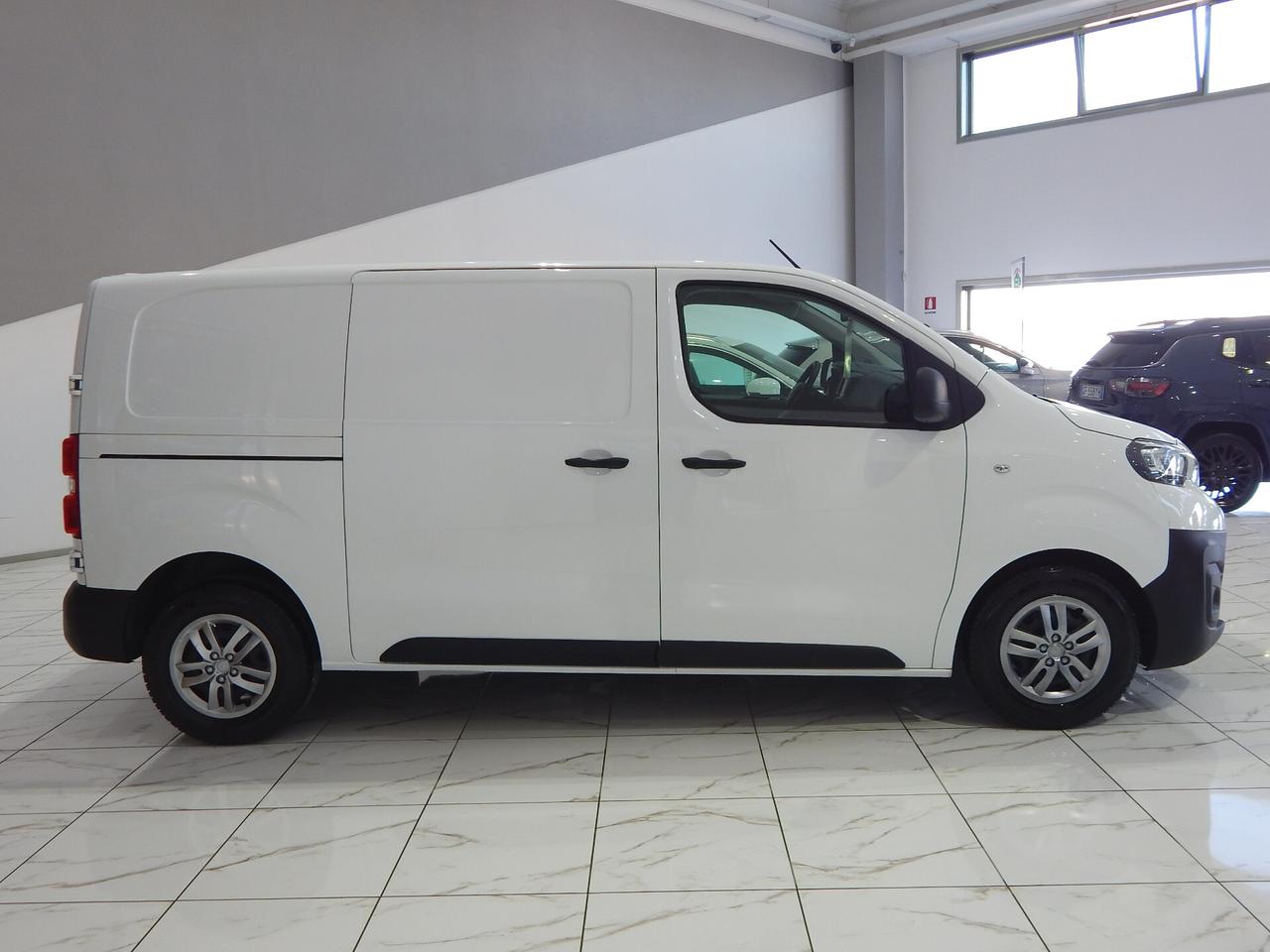 Peugeot Expert 2.0 BlueHDi 120 Premium