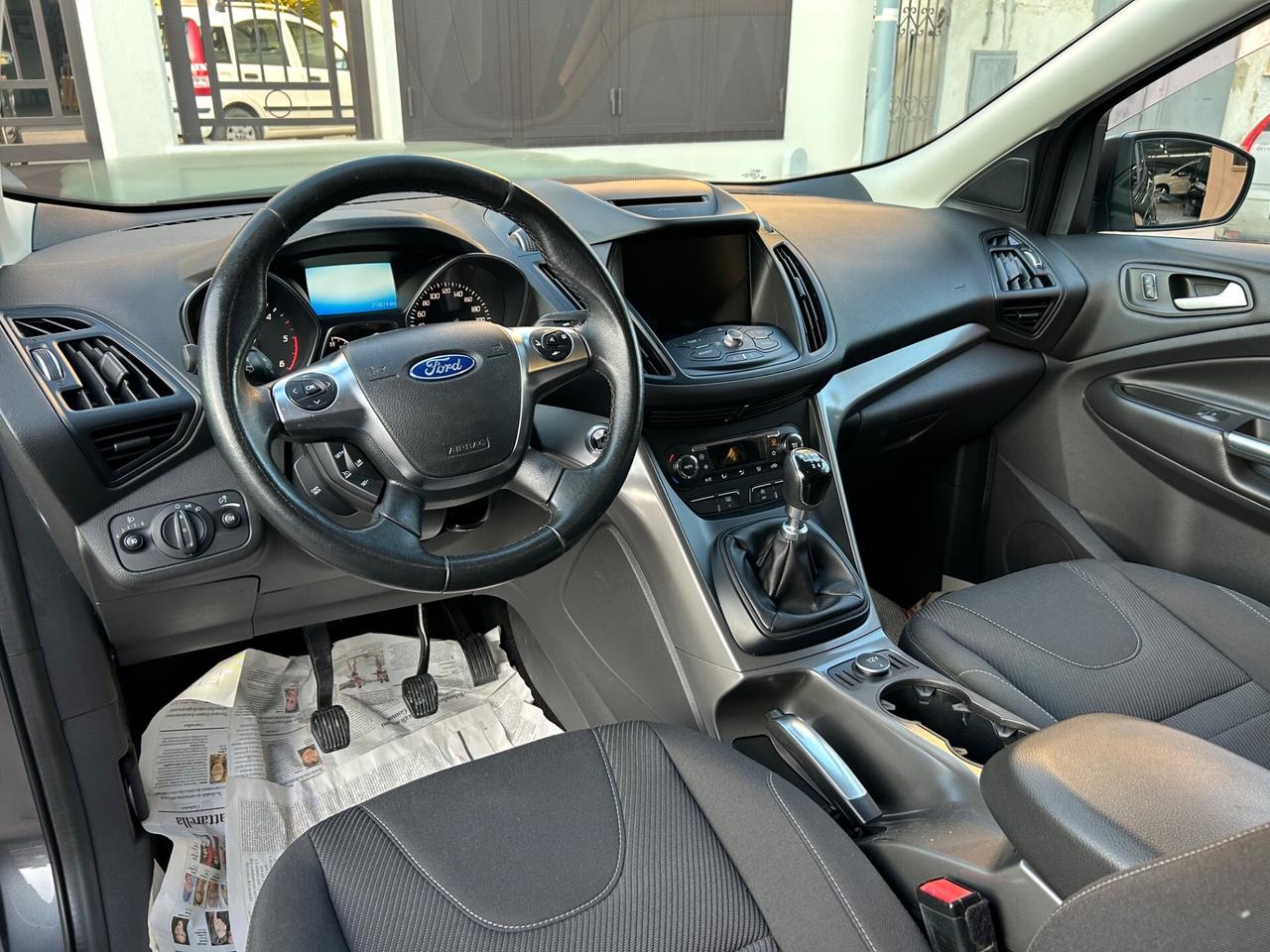 Ford Kuga 2.0 TDCI 120 CV S&S 2WD Titanium