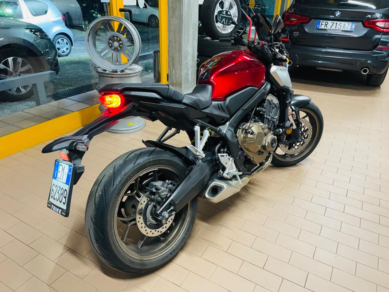 Honda CB650 R - 22.000km