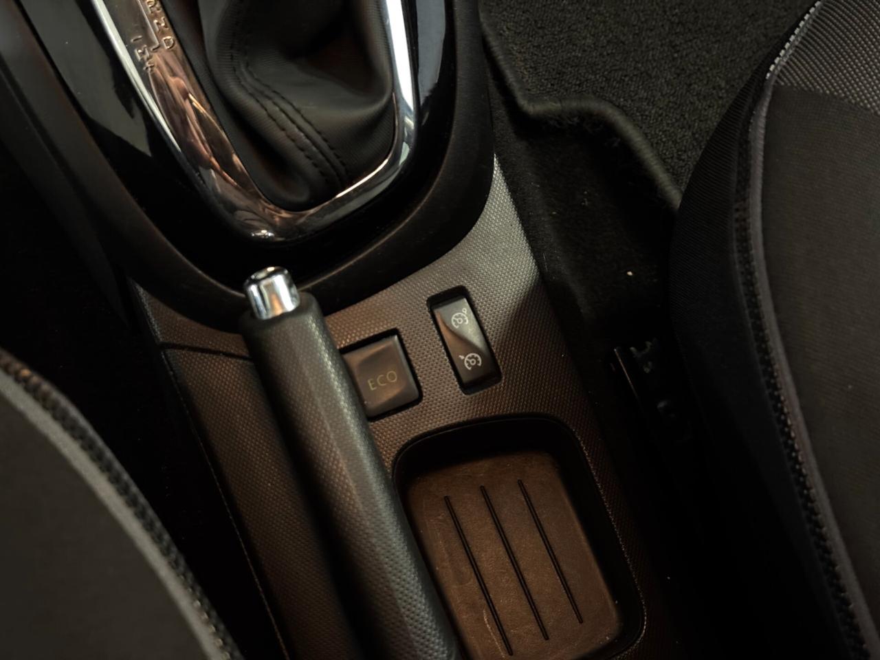 RENAULT CAPTUR 1.5cc 90CV DIESEL AUTO NEOPATENTATI