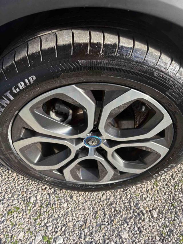 RENAULT Captur Plug-in Hybrid E-Tech 160 CV Intens