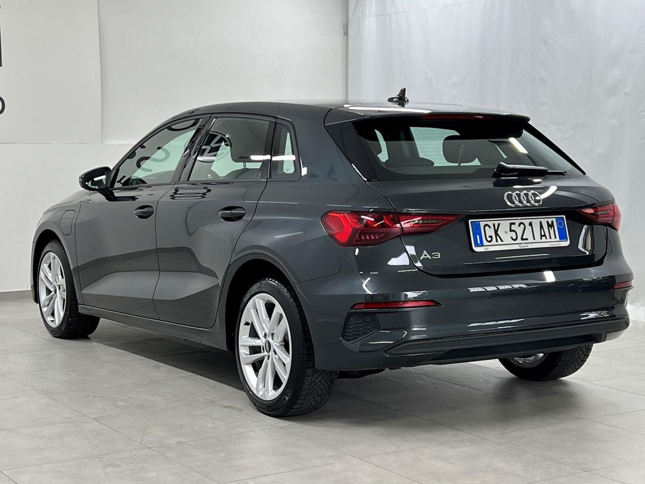 AUDI A3 IV 2020 Sportback A3 Sportback 40 1.4 tfsi e Business s-tronic