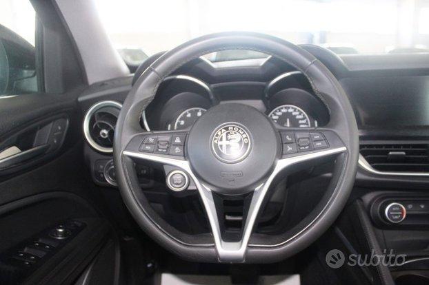 ALFA ROMEO Stelvio 2.0 Turbo 200 CV AT8 Q4 Busin