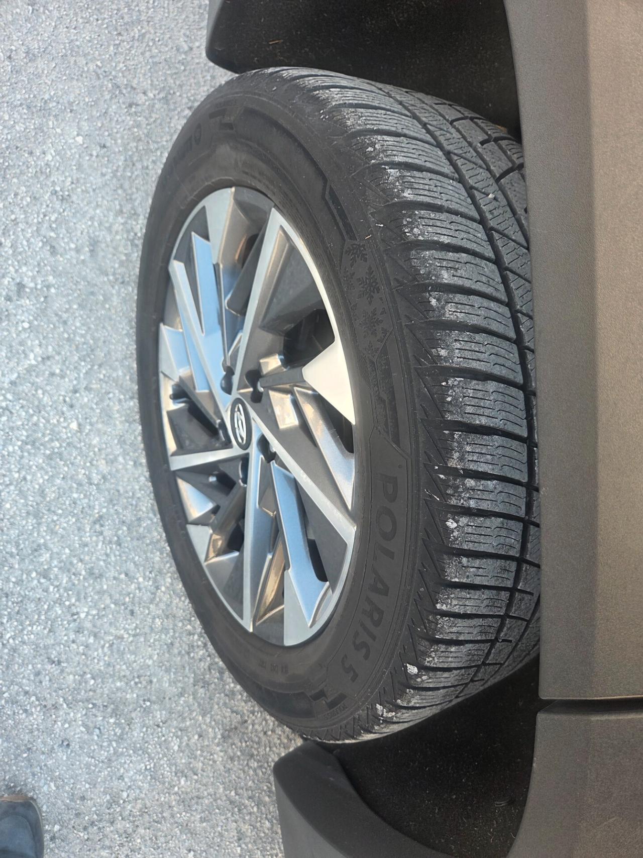 HYUNDAI TUCSON ANNO 2022 SOLI KM 120000 CERTIFICATI