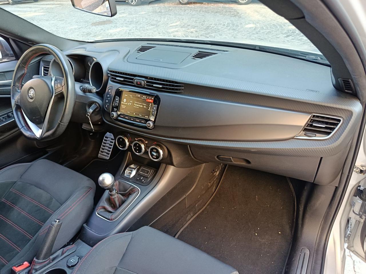 Alfa Romeo Giulietta 1.6 JTDM 16V Super #6109
