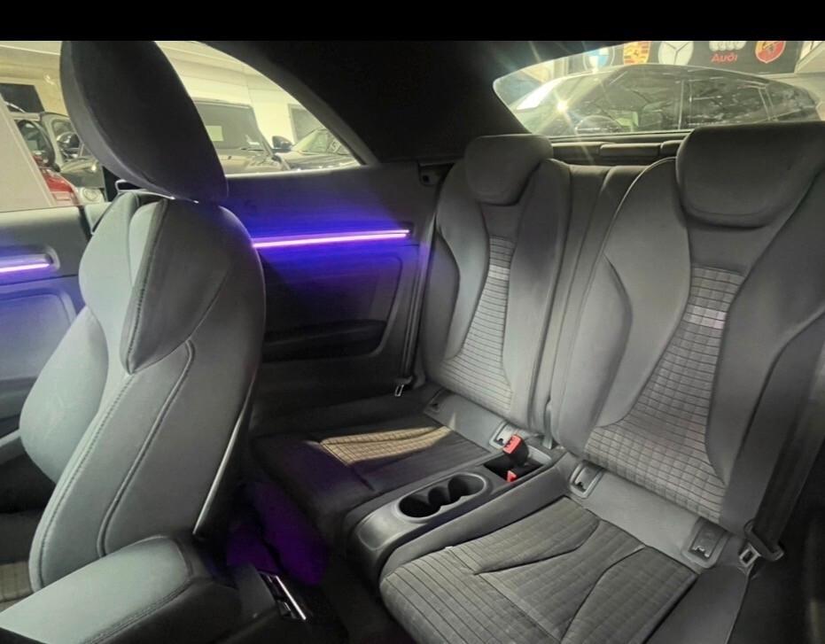 AUDI A3 CABRIO 1.6 TDI 116 CV SPORT NAVI CERCHI DA 18 CAMBIO 6 SPEED KM CERTIFICATI LUCI AMBIENTE OK NEOPATENTATI
