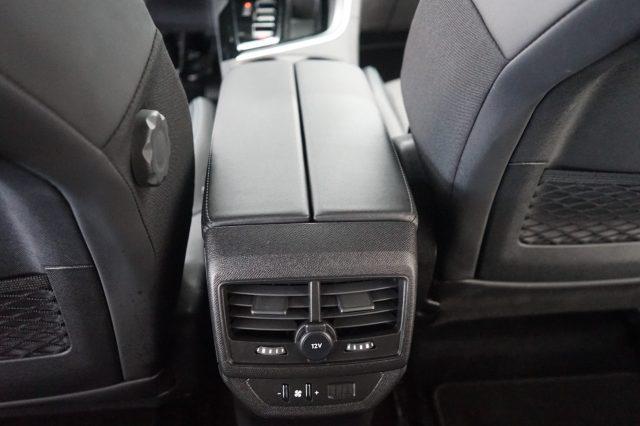 PEUGEOT 5008 BlueHDi 130 S&S EAT8 Allure Pack 7 Posti