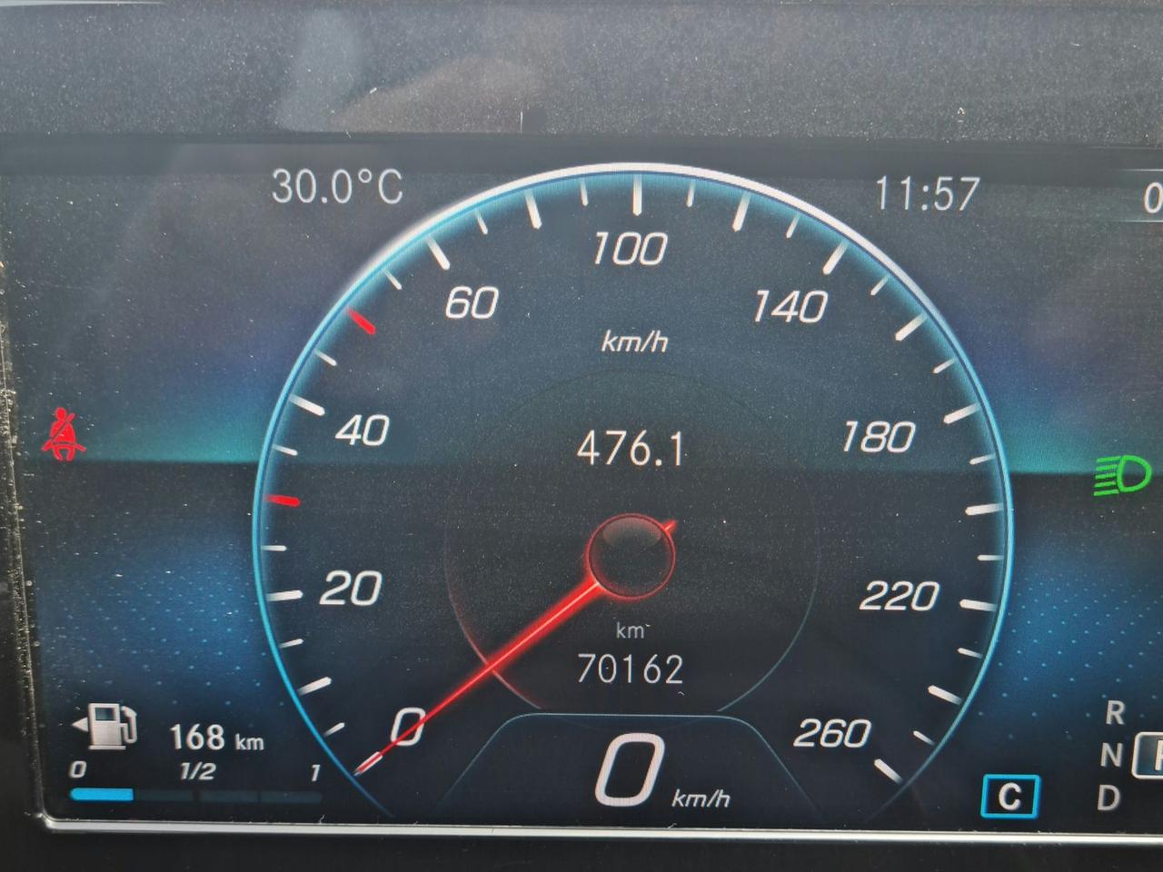 Mercedes-Benz CLA 250 PREMIUM #6265