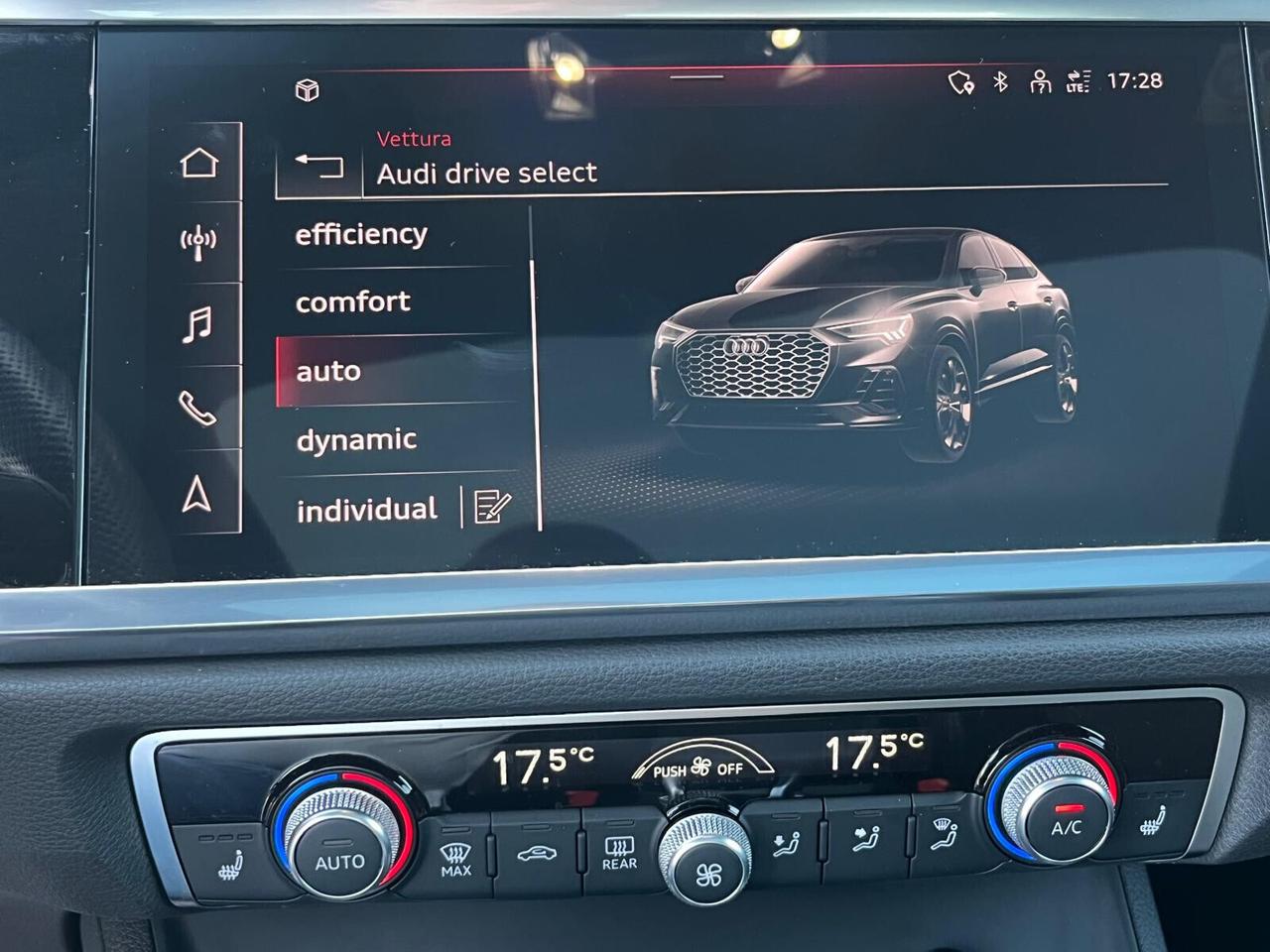 Audi Q3 Sportback S-line *tetto FULL Black