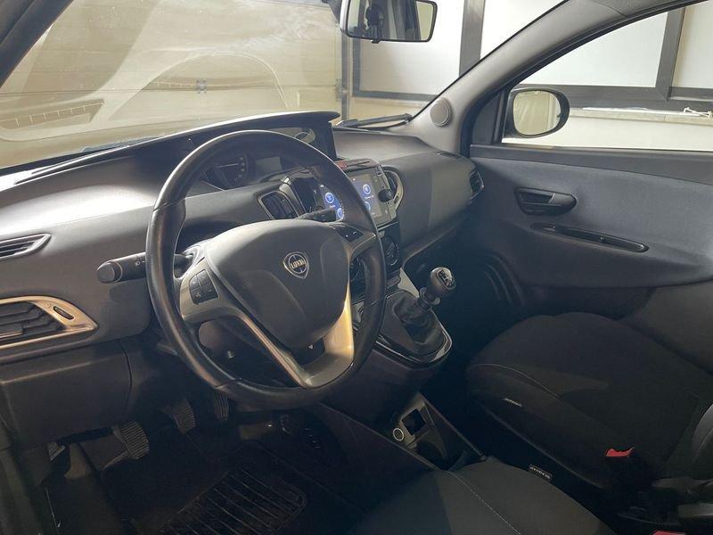 Lancia Ypsilon 1.0 FireFly 70cv S&S Hybrid GOLD PLUS