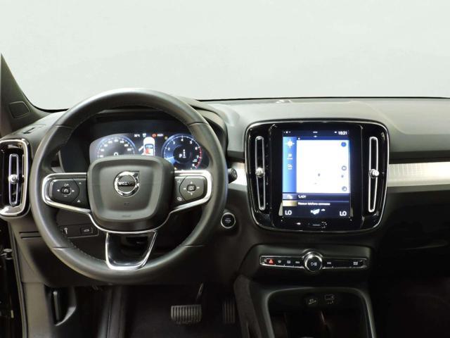 VOLVO XC40 T2 automatico Essential