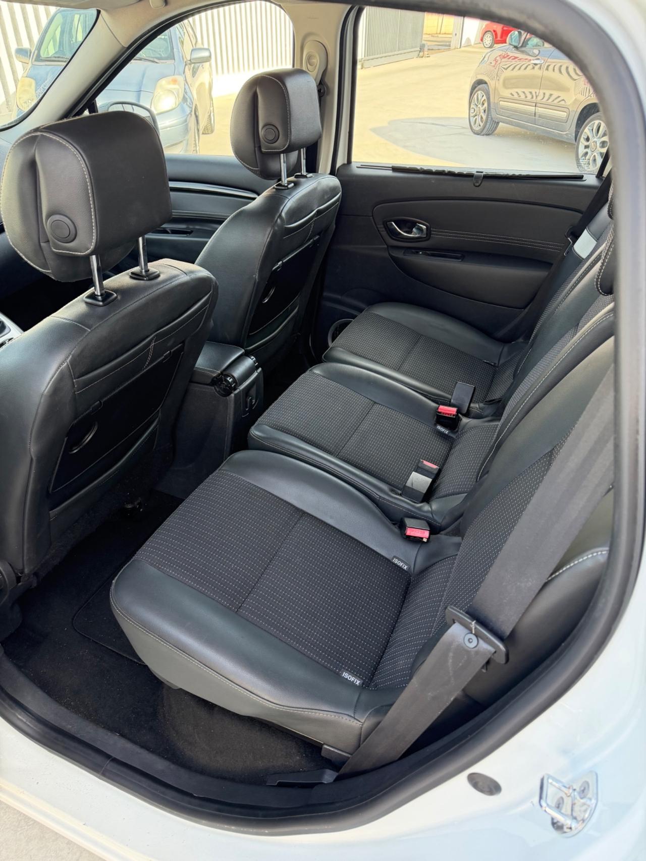 Renault Scenic Scénic X-Mod 1.5 dCi 110CV Dynamique