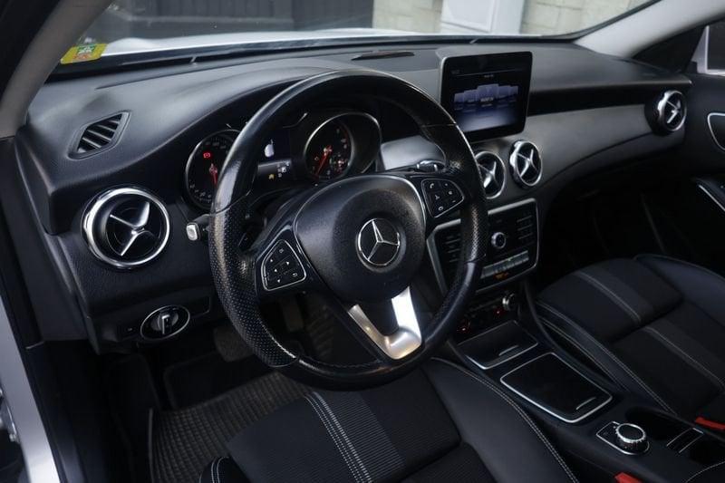Mercedes-Benz GLA Mercedes-Benz GLA 200 d Automatic 4Matic Sport 100KW ANNO 2018