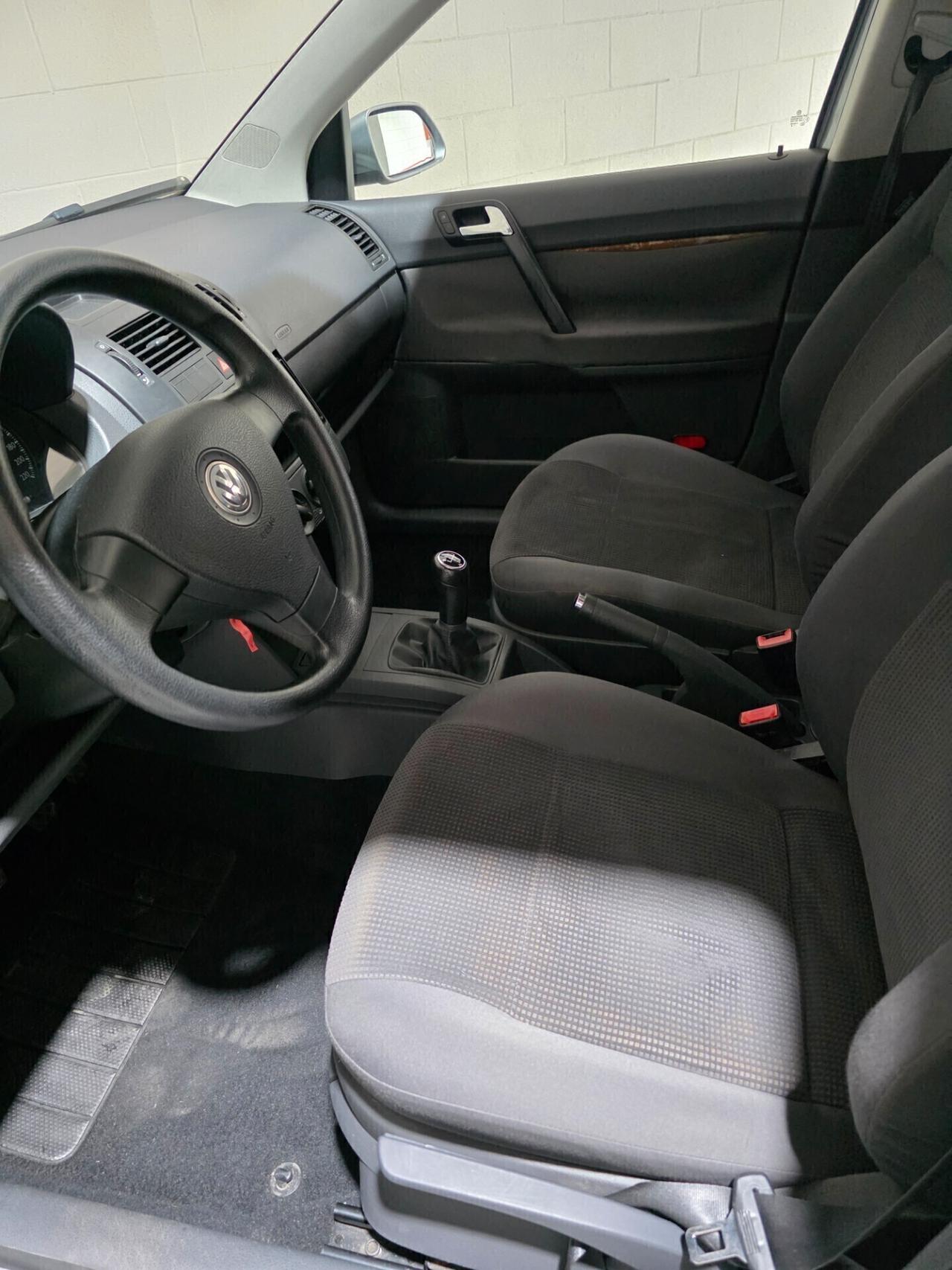 Volkswagen Polo 1.4 GPL NEOPATENTATI