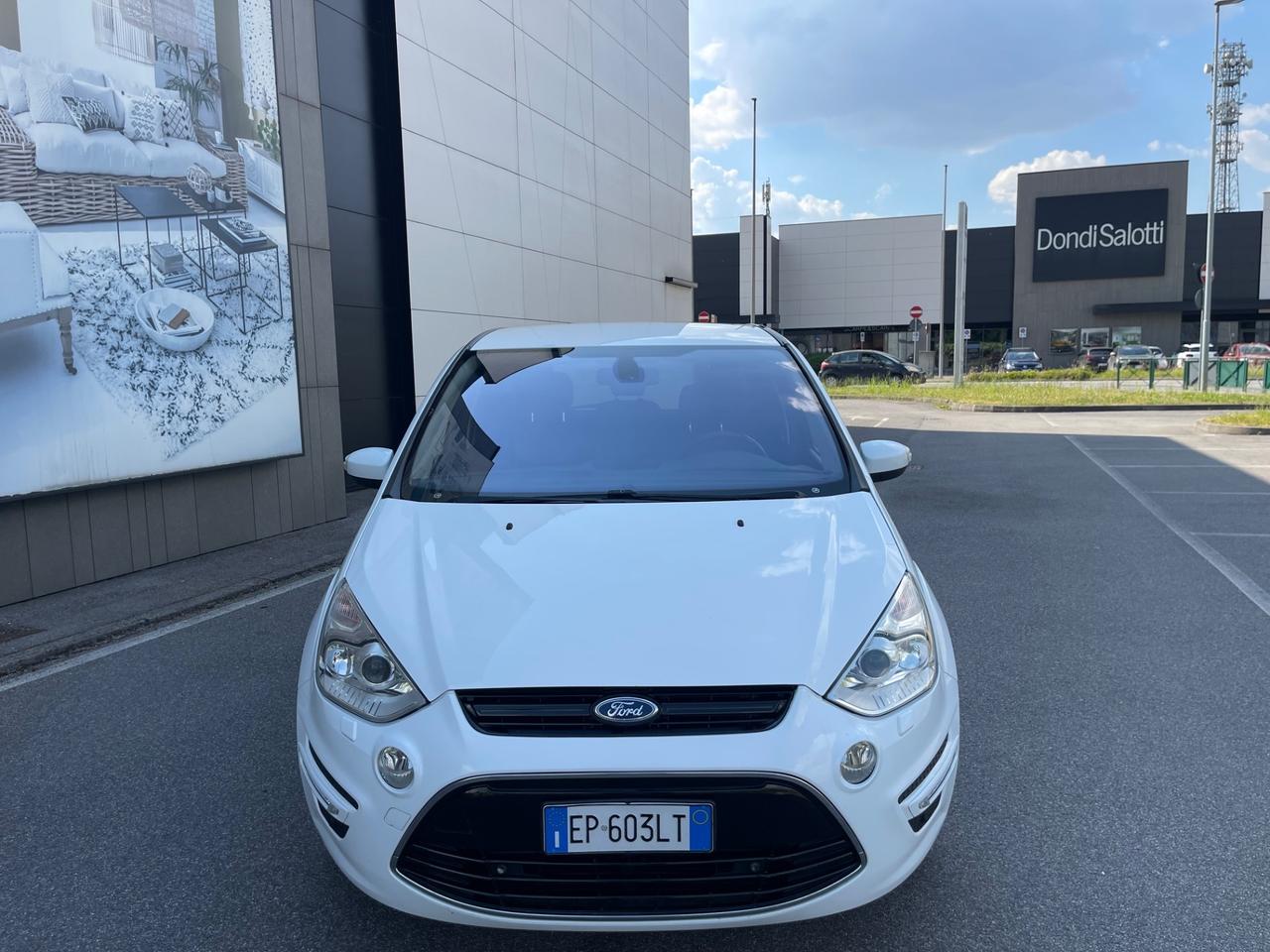 Ford S-Max 2.0 TDCi 163CV Powershift New Titanium