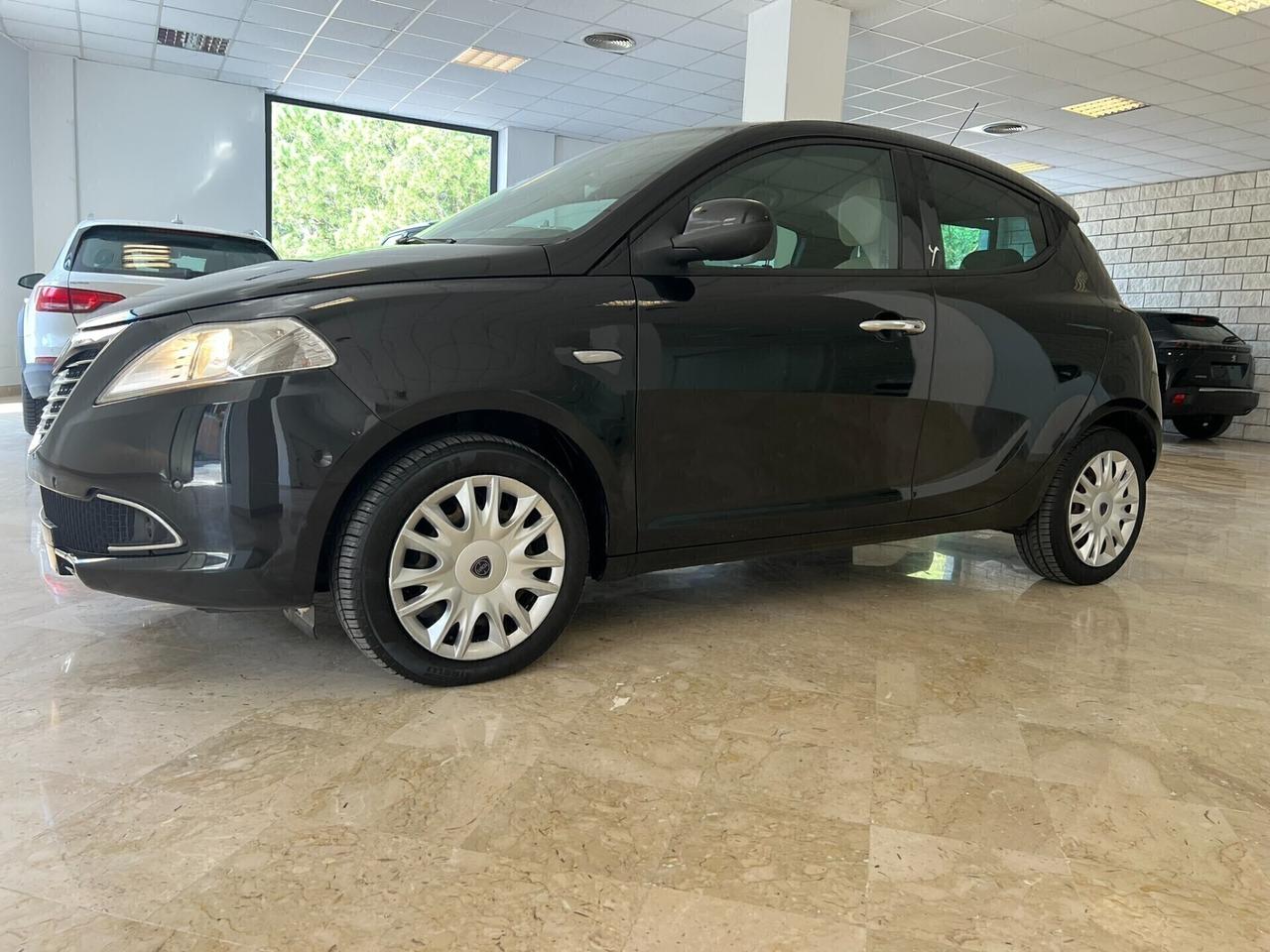 Lancia Ypsilon 1.3 MJT 16V 95 CV 5 porte S&S Gold