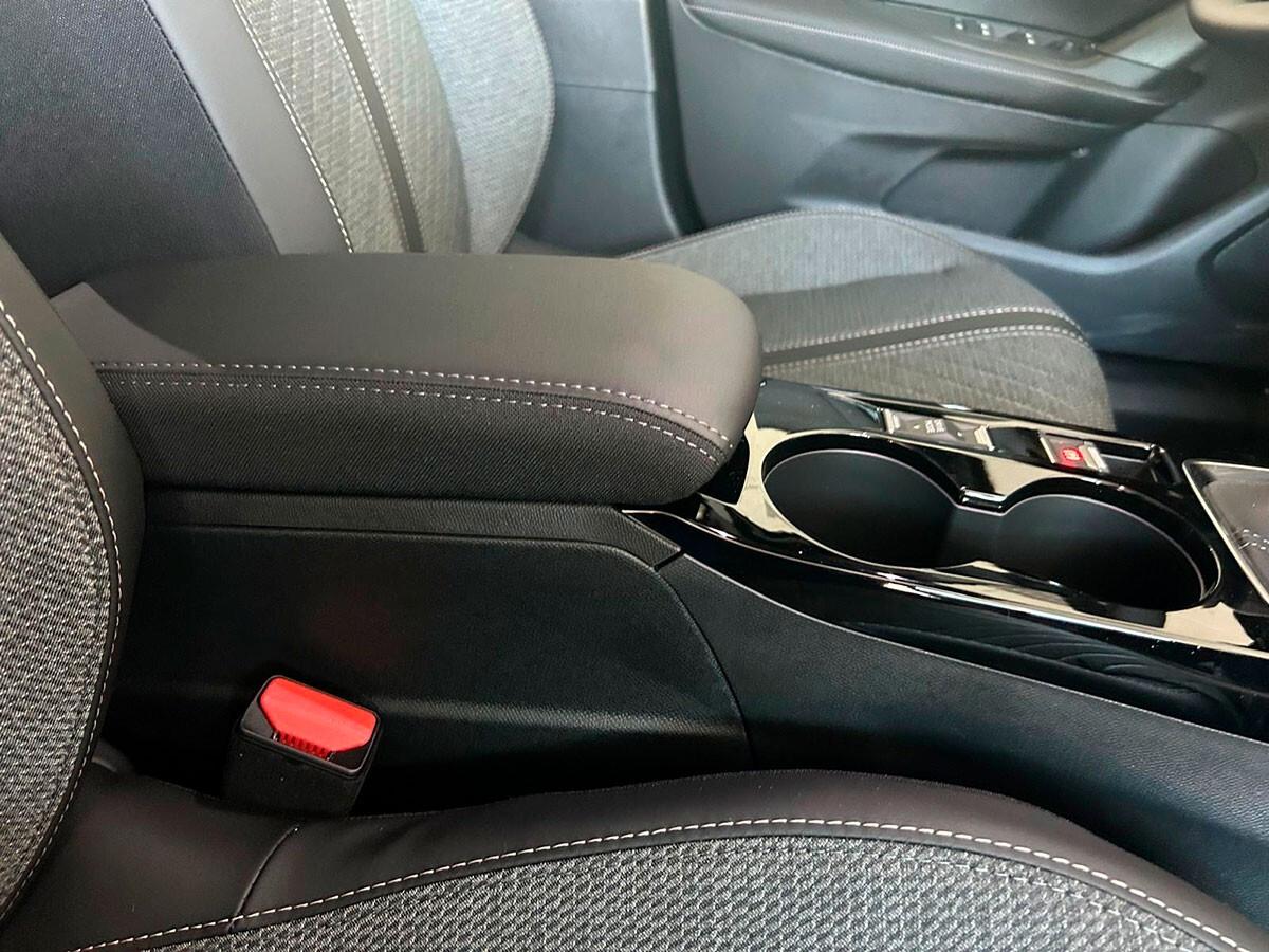 Peugeot 2008 PureTech 100 S&S Allure