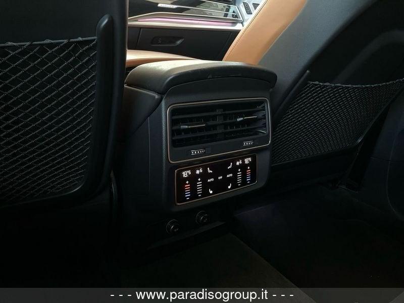 Audi Q8 RS 4.0 mhev quattro tiptronic