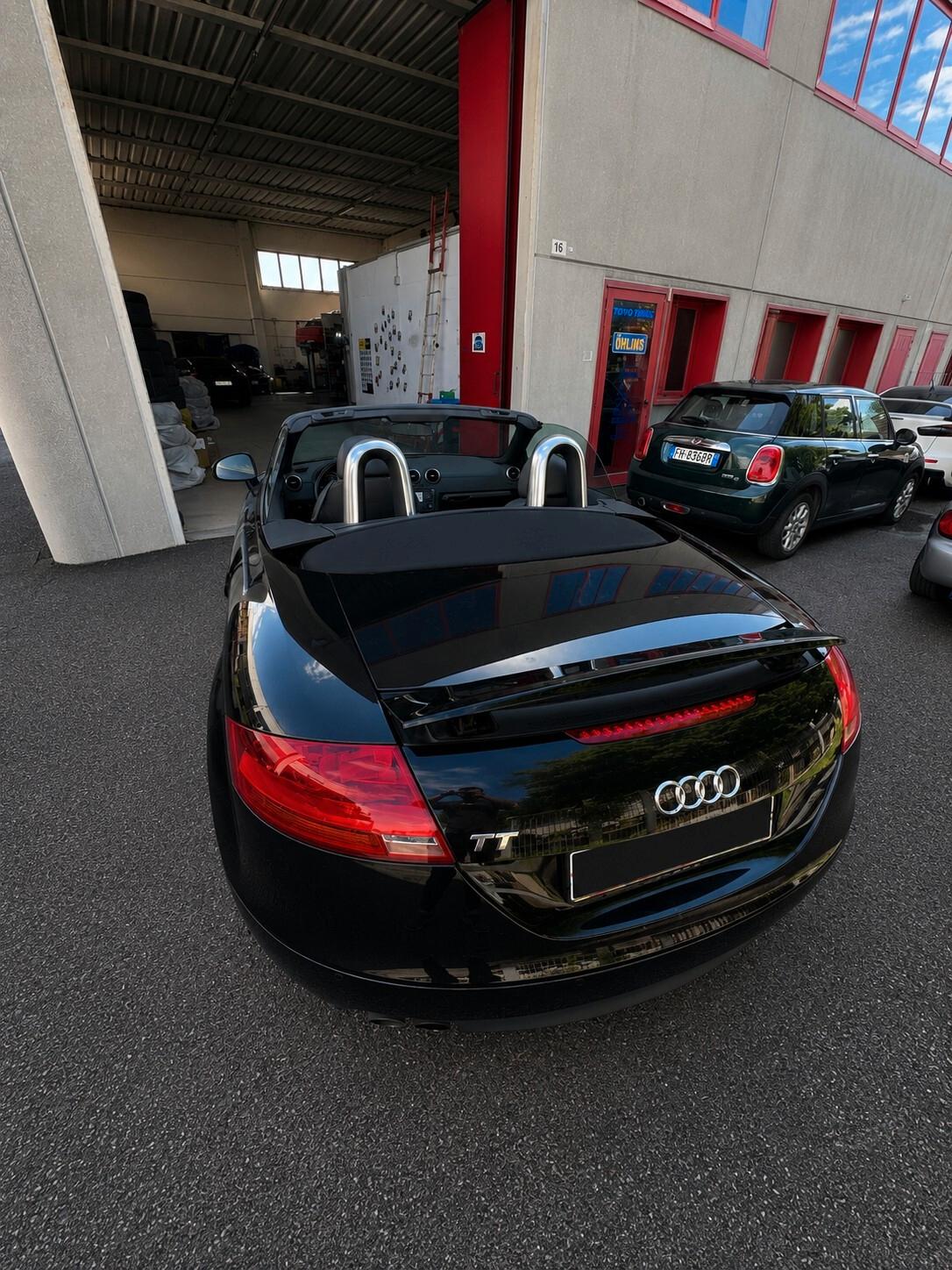 Audi TT Roadster 2.0 TFSI