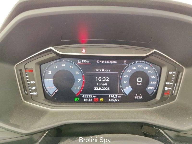 Audi A1 A1 allstreet 30 TFSI Admired