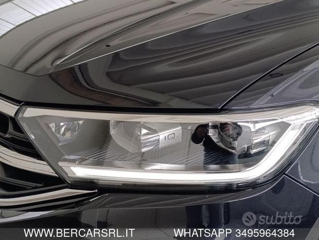 Volkswagen T-Roc 1.0 TSI Style*PROIETTORI LED...