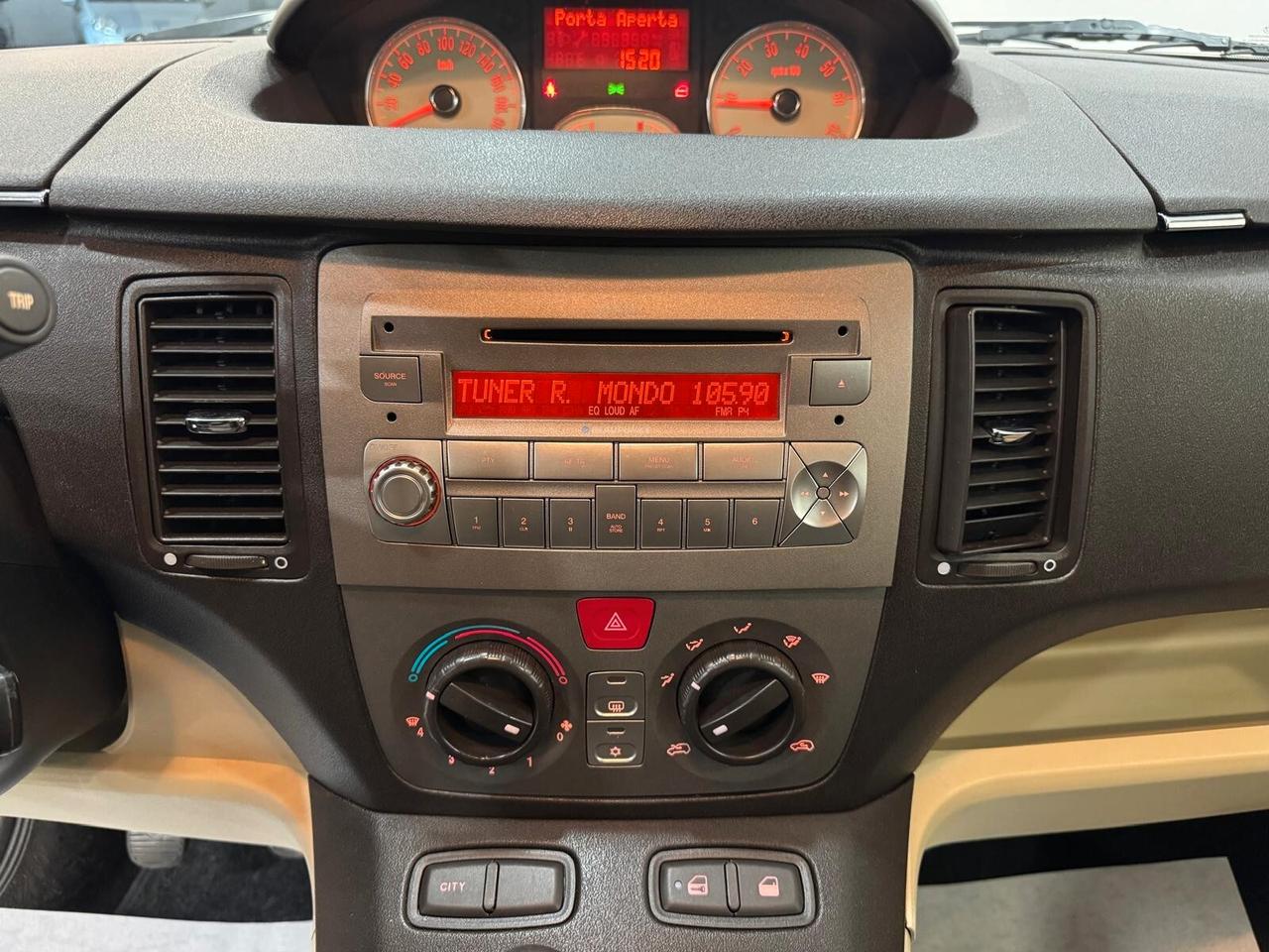 Lancia MUSA 1.4 16V Platino