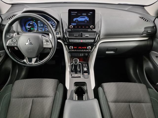 MITSUBISHI Eclipse Cross 2.4 MIVEC 4WD PHEV Instyle SDA Pack 0