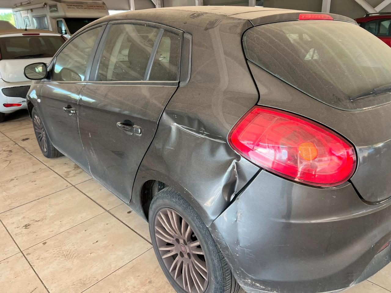 Fiat Bravo 1.6 MJT 120 CV DPF Dynamic-Motore cambio eccellente-chilometri reali -leggere descrizione sotto