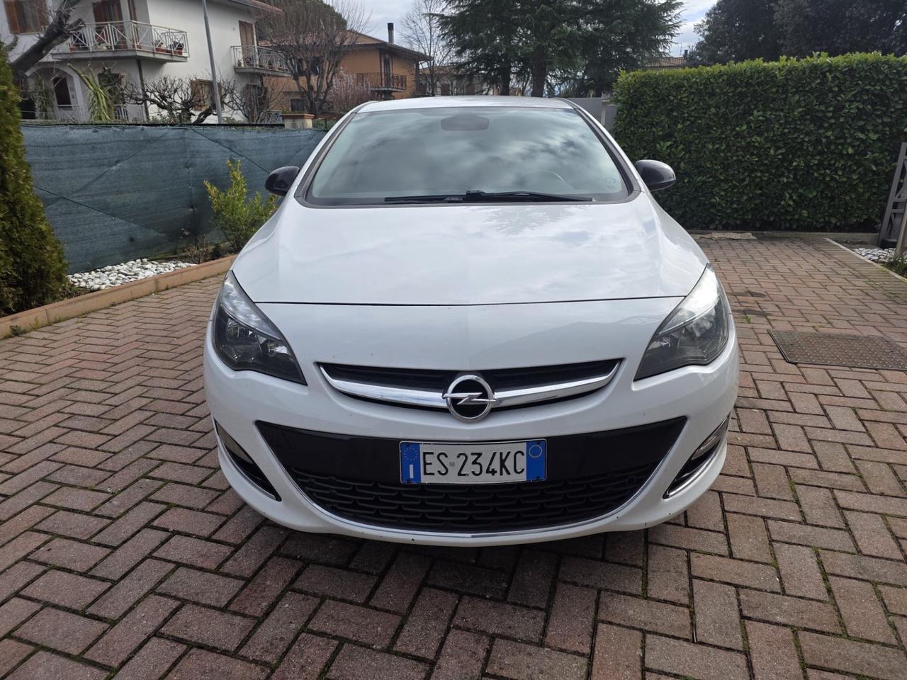 Opel Astra 1.4 Turbo 140CV 5 porte GPL Tech Cosmo