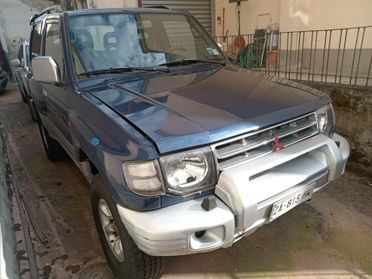 Mitsubishi Pajero 2.5 TDI Metal-top S.S. GLS Target