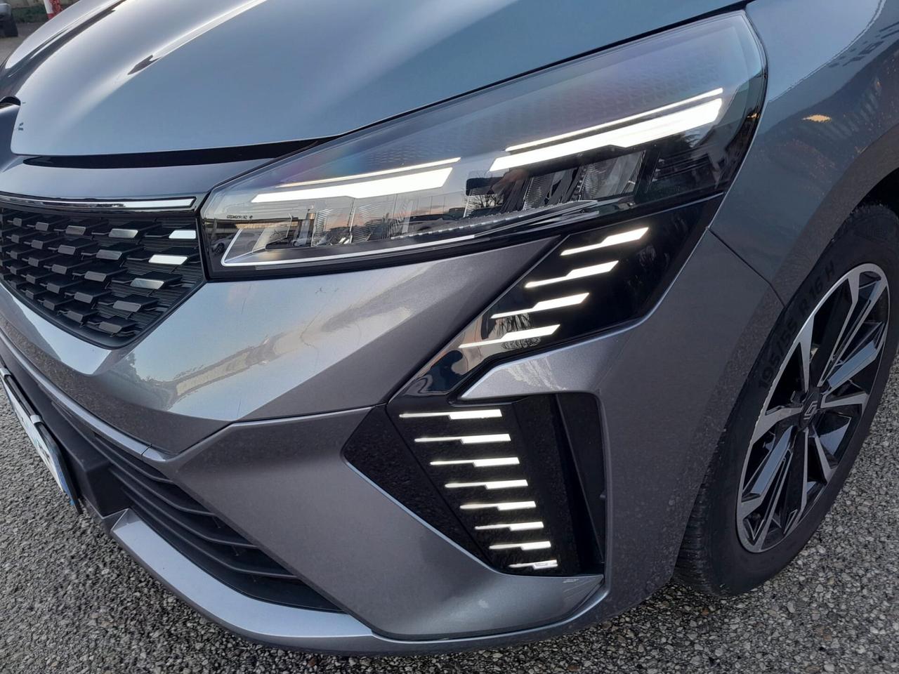 Renault Clio Full Hybrid E-Tech 145 CV 5 porte Techno