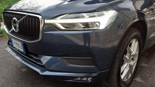 VOLVO XC60 B4 MILD HYBRID MOMENTUM AWD MY 2020