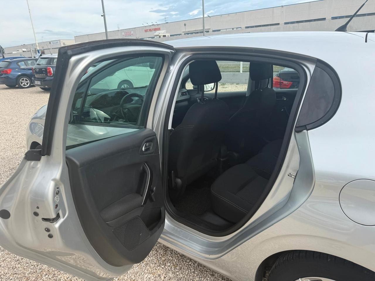 Peugeot 208 BlueHDi 75 5 porte Allure