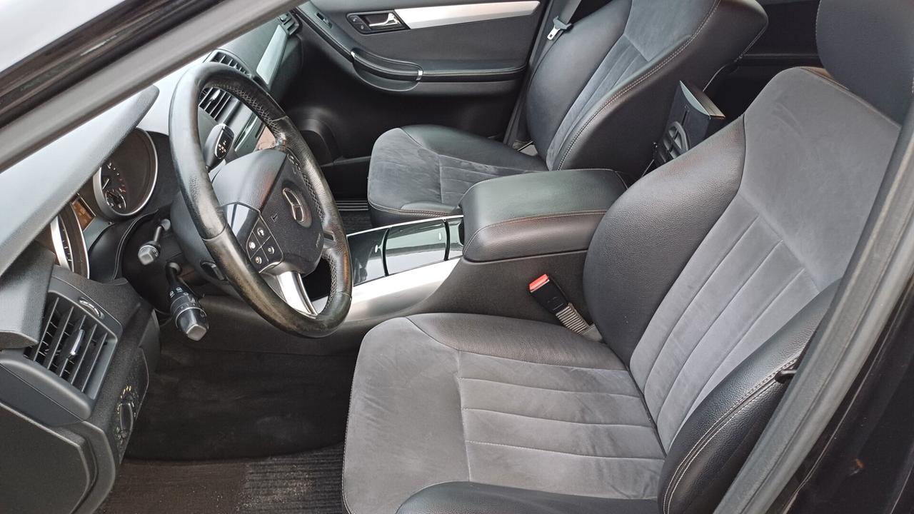 Mercedes-benz R 320 R 320 4 matic premium 7 posti