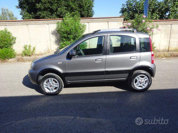 FIAT Panda 4x4 multjet serie - 2011