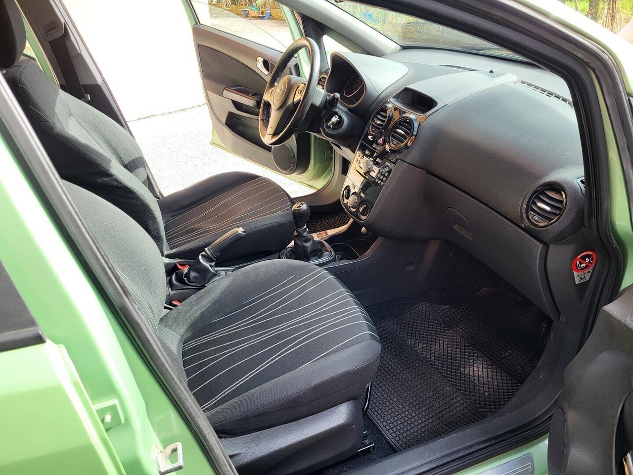 Opel Corsa 1.2 80CV 5 porte GPL-TECH Club