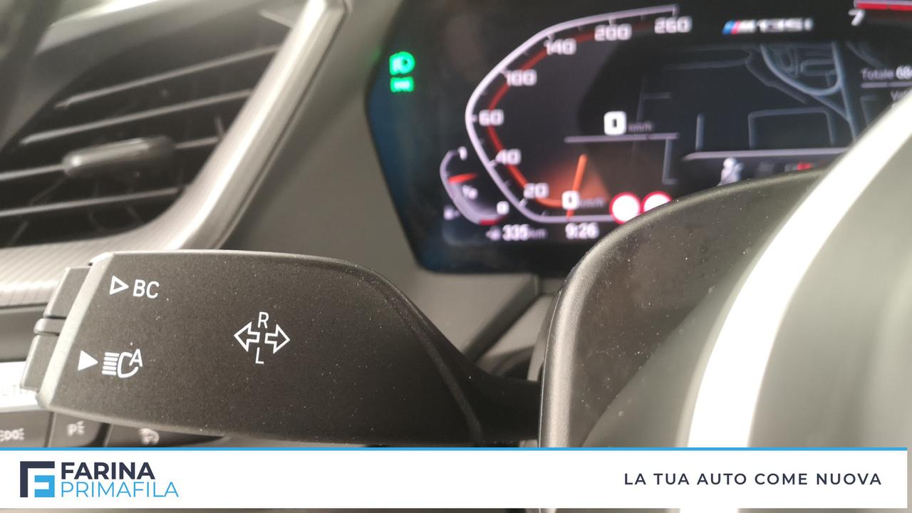 BMW Serie 1 F40 - M 135i xdrive auto