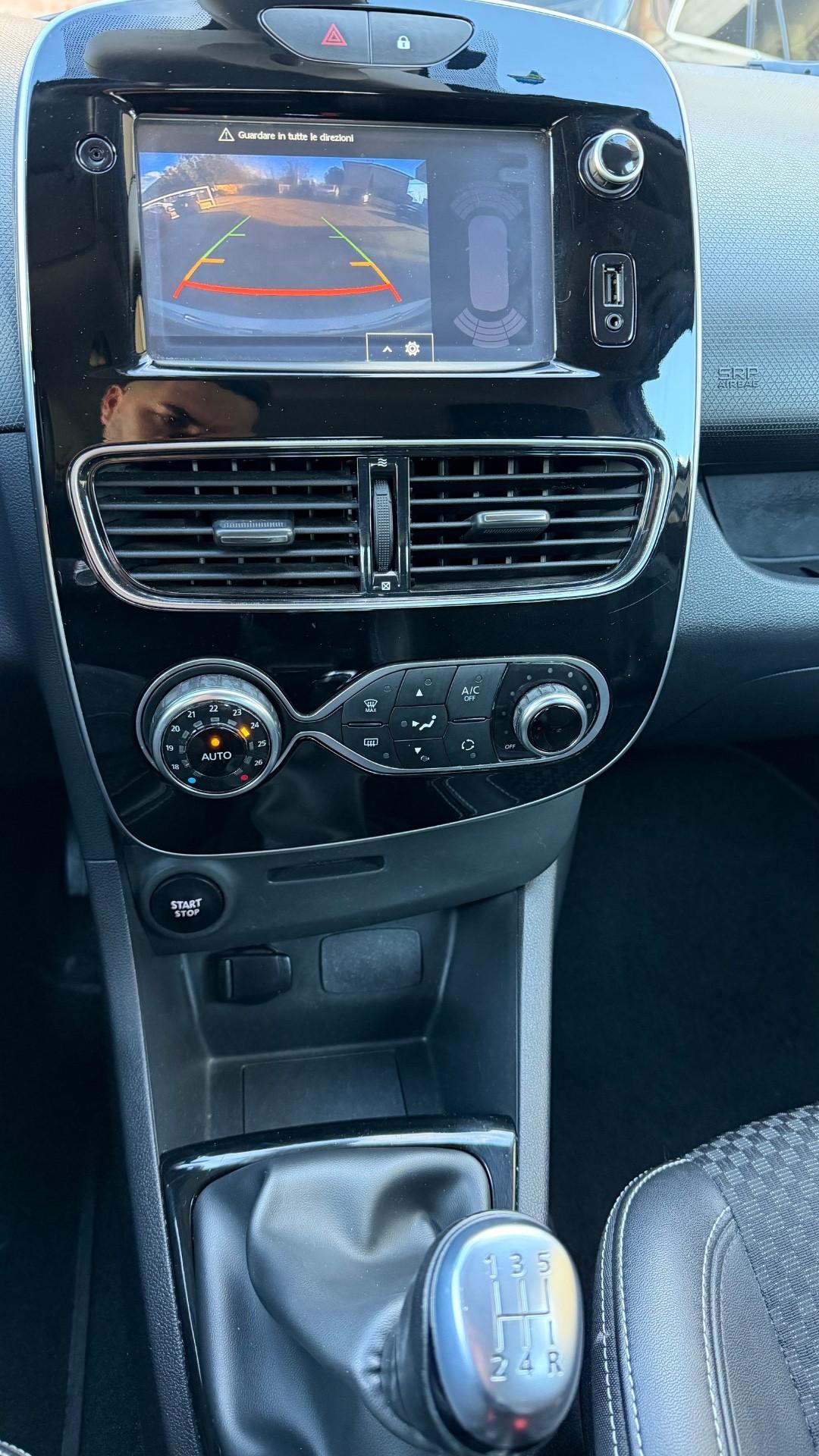 Renault Clio dCi 8V 75 CV Start&Stop 5 porte Energy Duel