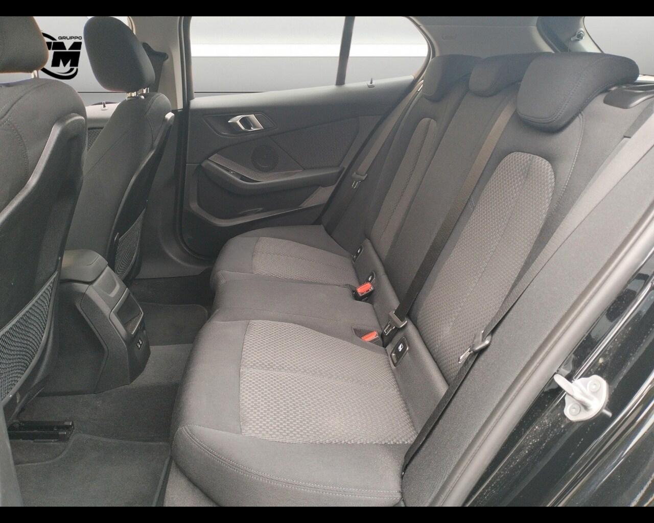 BMW Serie 1 (F40) 120d xDrive 5p. Advantage