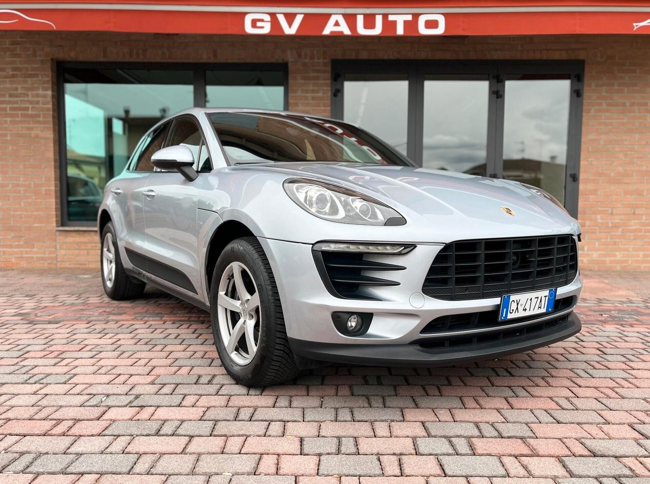 Porsche Macan 2.0 252 CV