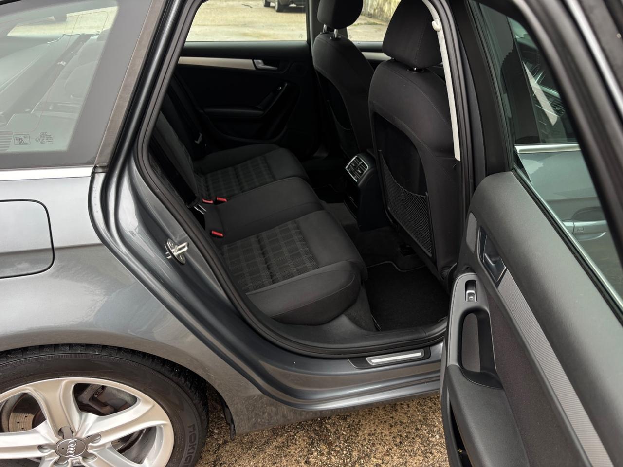 Audi A4 Avant 2.0 TDI 150 CV multitronic. Garanzia