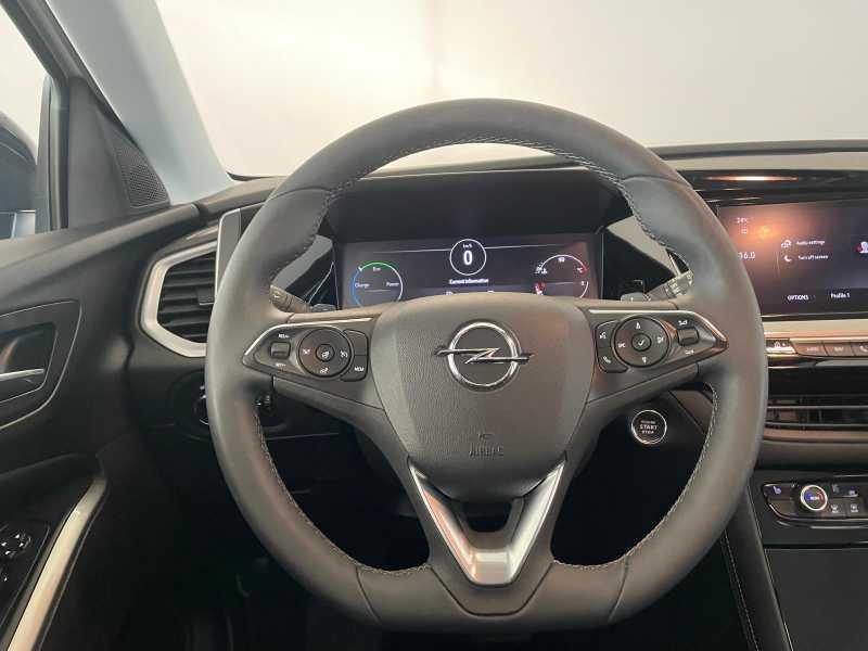 OPEL GRANDLAND GS HYBRID 136 HP